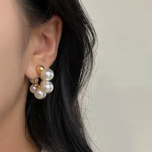 Zara faux pearl hoop earrings